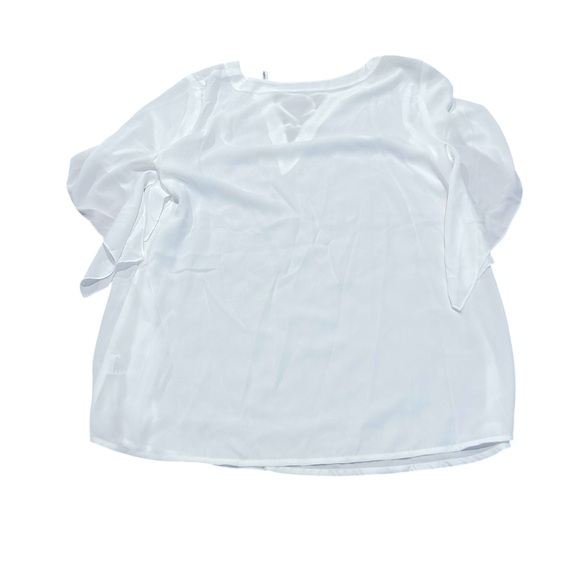 SIGNATURE COLLECTION white lace up front blouse - Picture 4 of 6